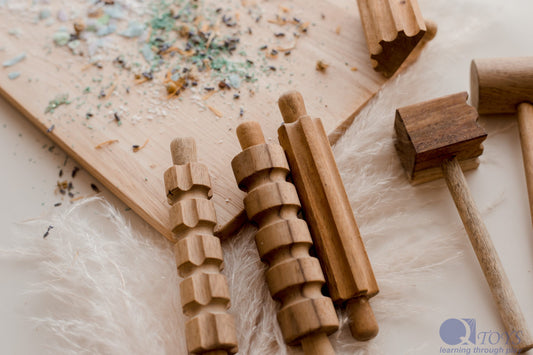 Qtoys Wooden Play dough kit