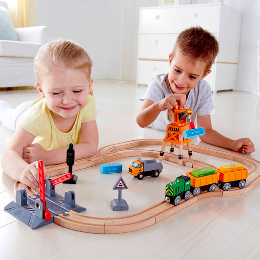 Hape Crossing & Crane Set