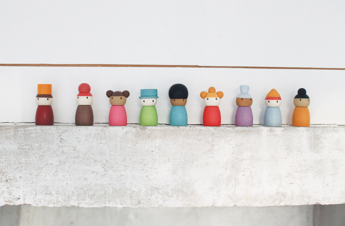 tender leaf toys Wooden Dolls - Happy Folk Hotel Peg Doll Set