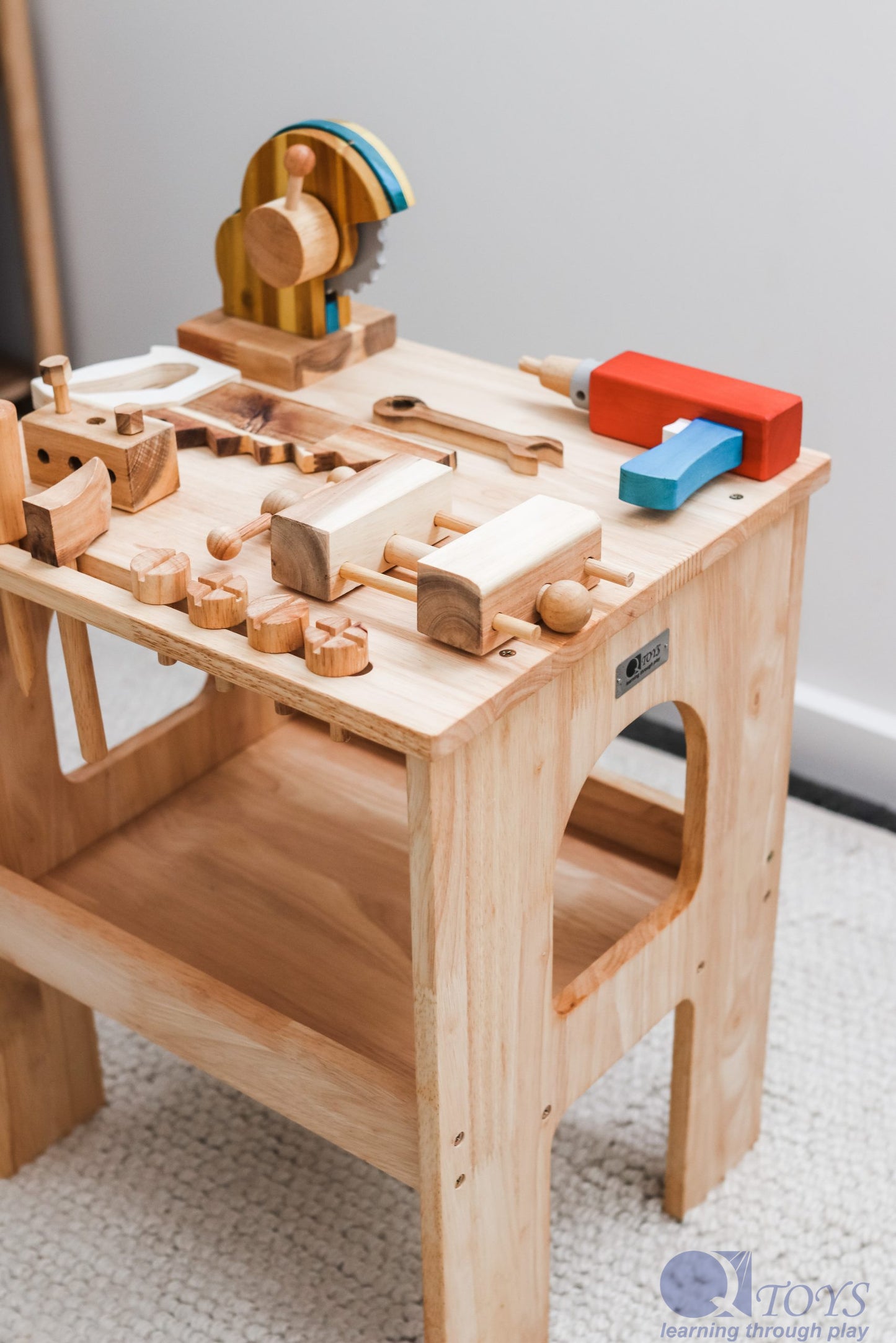 Qtoys Wooden Work Bench