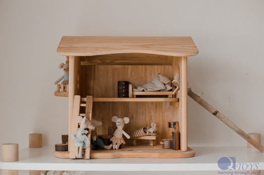 Qtoys Two Story Cottage House