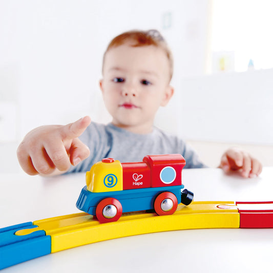 Hape Brave Little Engine