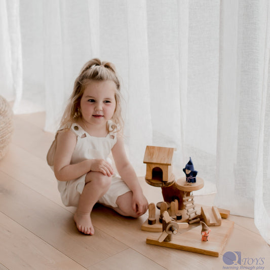 Qtoys Mini Gnome House