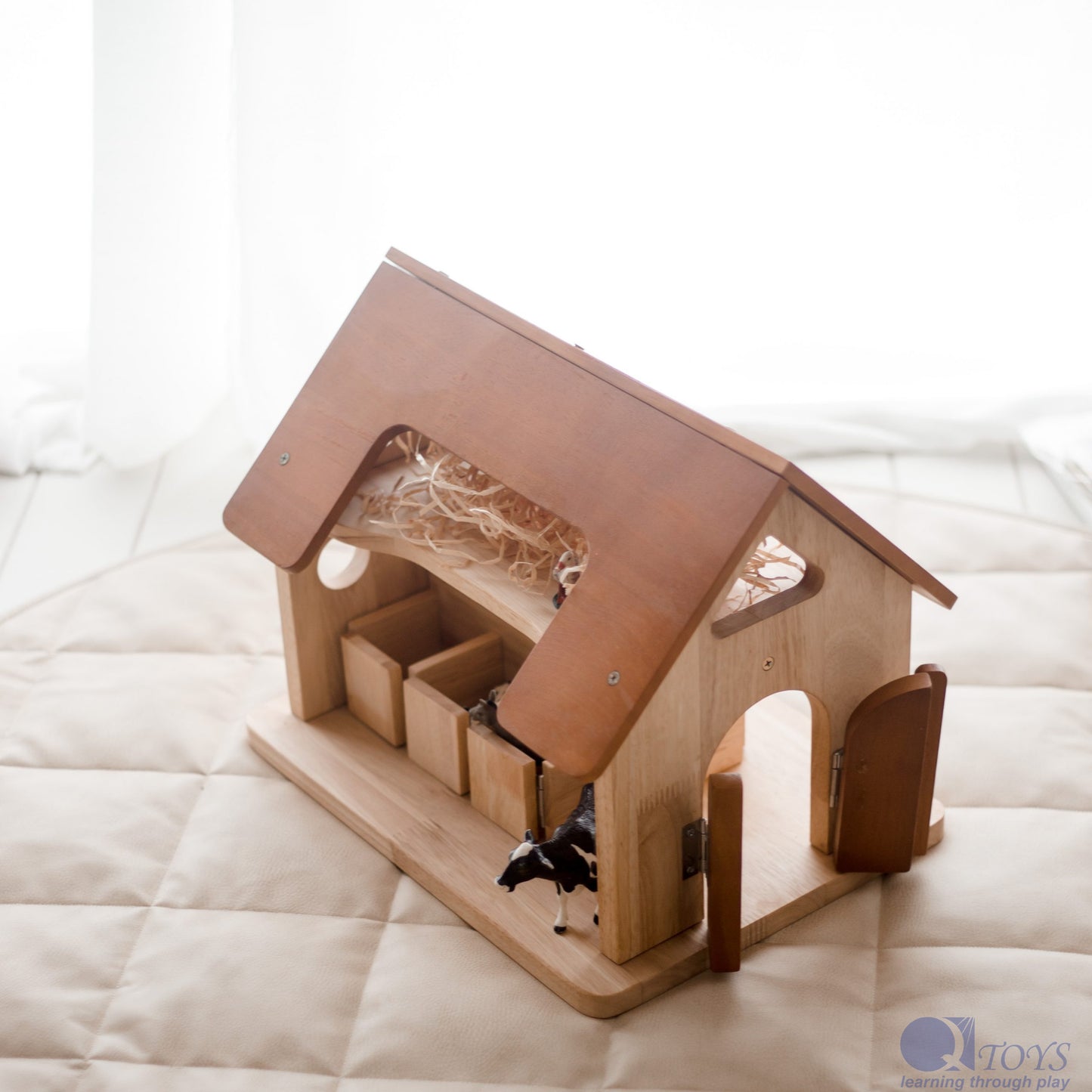 Qtoys Horse Stable