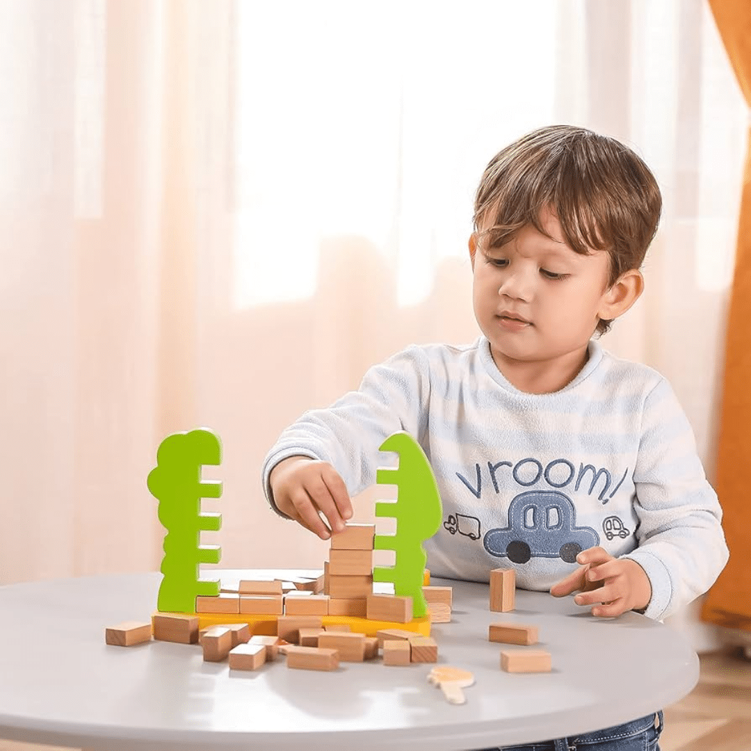 Viga Wooden Steady Squirrel Wall Game